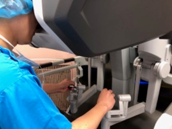 手術支援ロボットダビンチの画像