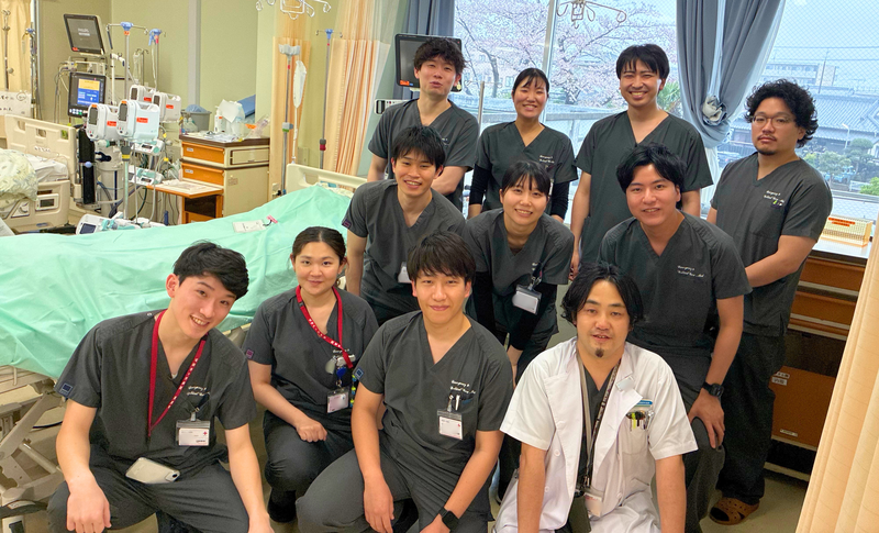 救急・集中治療科集合写真