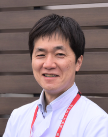 寺田先生の顔写真