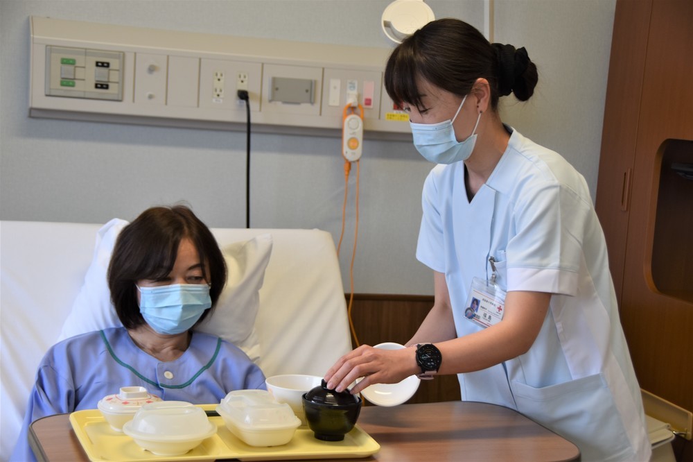 食事介助